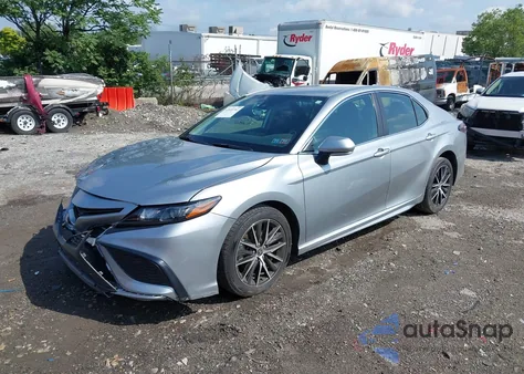 2024 Toyota Camry Se z USA, uszkodzony, nr VIN 4T1G11AK4RU191392